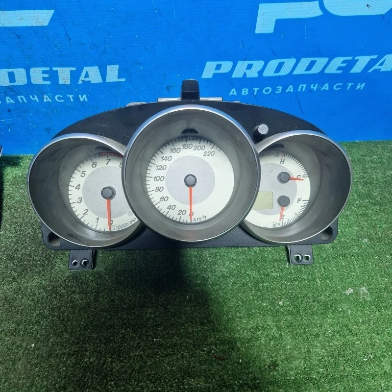 Приборная панель Mazda 3