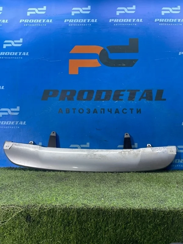 Накладка бампера задняя Toyota RAV4