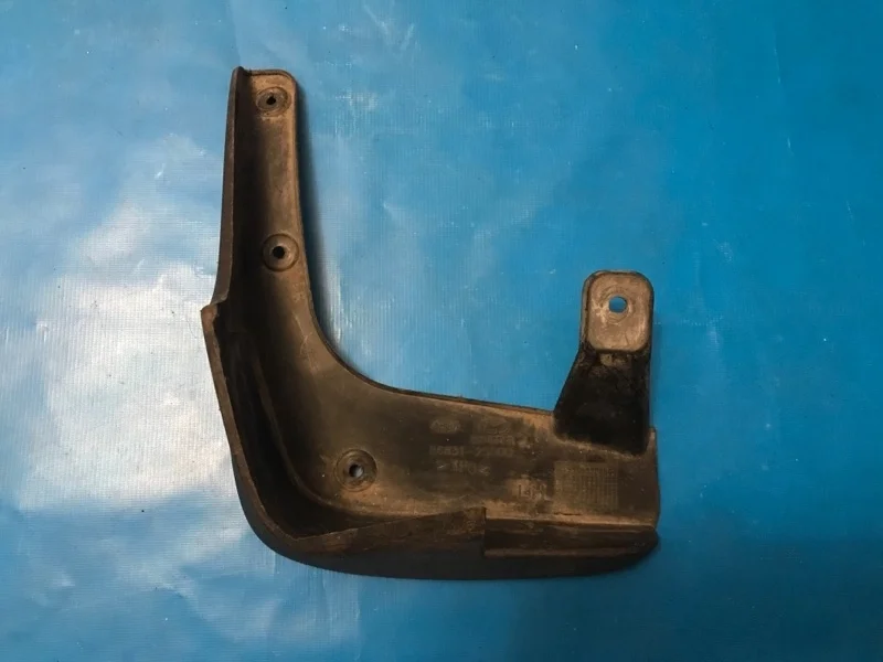 Брызговик передний левый Hyundai ix35 2010-2015