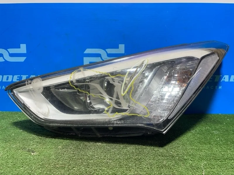 Фара передняя левая Hyundai Santa Fe