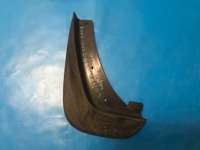 Брызговик передний левый Volvo XC70 2007-2016