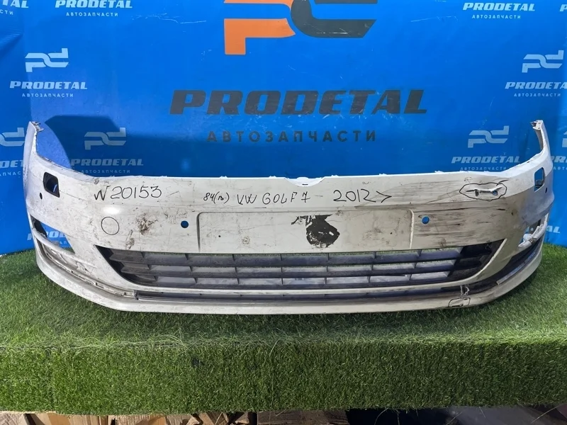 Бампер передний Volkswagen Golf 7 2012-2020
