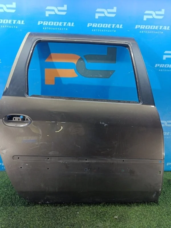 Дверь задняя правая Лада Ларгус