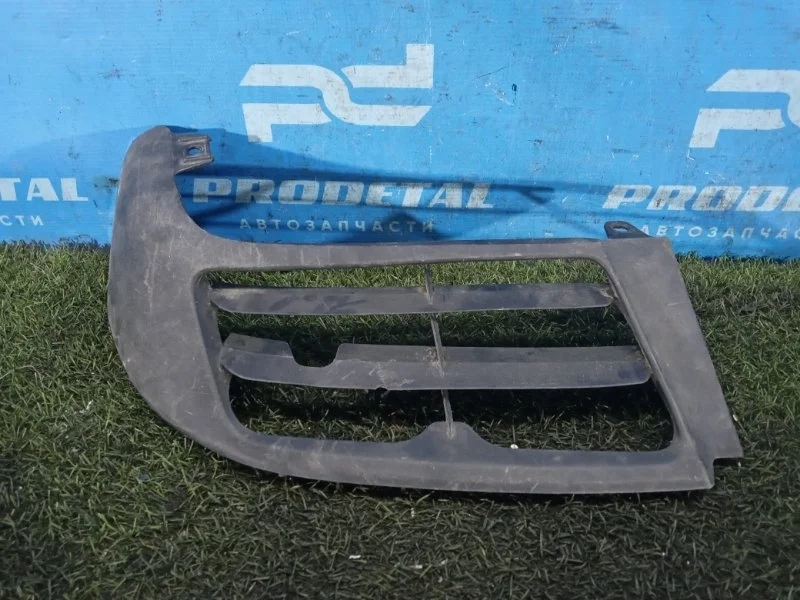 Накладка бампера передняя левая Lexus RX3