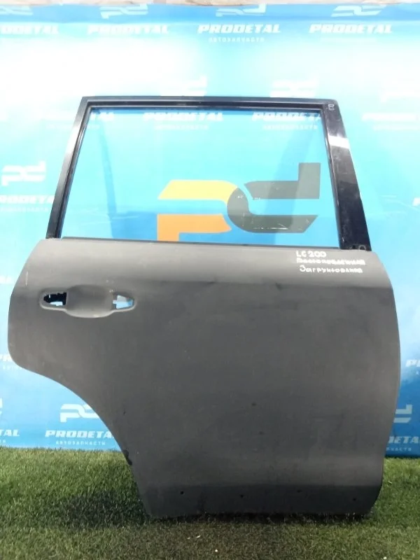 Дверь задняя правая Toyota Land Cruiser 200