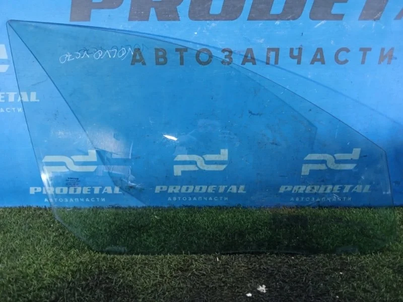 Стекло двери переднее правое Volvo XC70 2007-2016