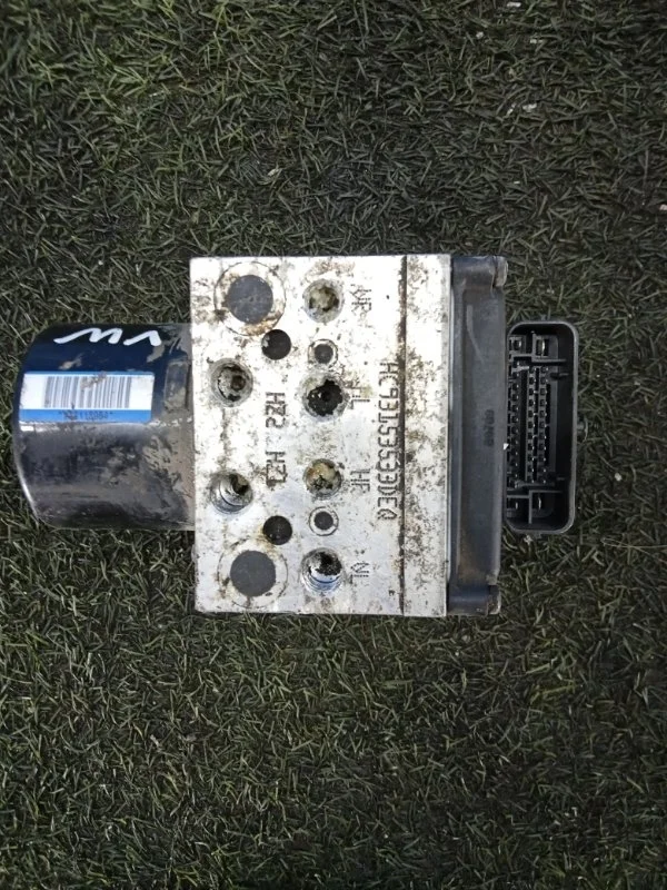 Блок ABS (насос) Volkswagen passat cc 2008-2017