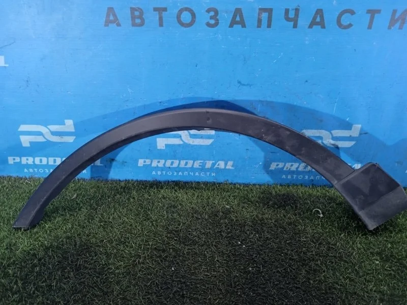 Накладка крыла передняя левая Toyota Rav4
