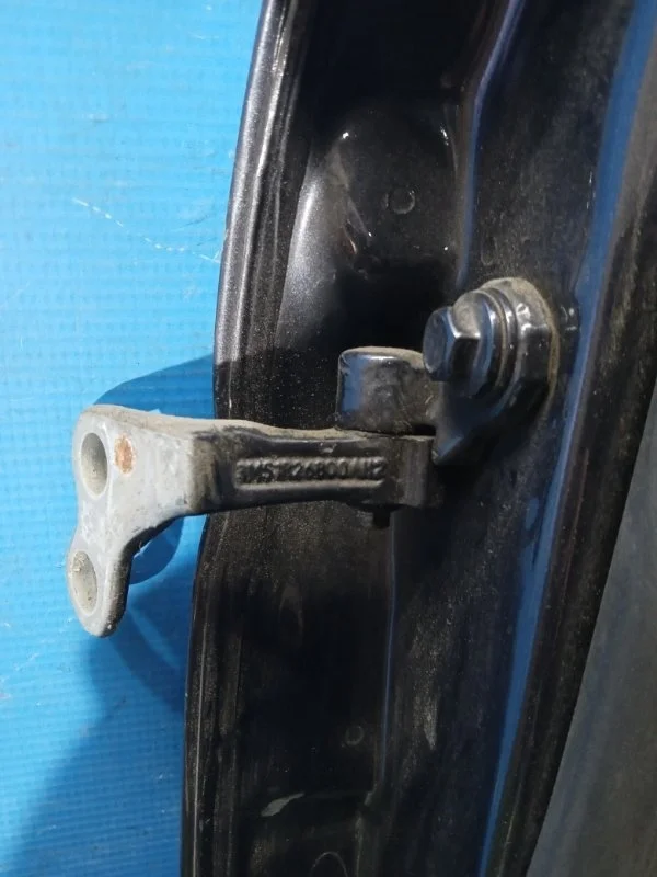 Петля двери задняя правая Ford Focus 2 2005-2008