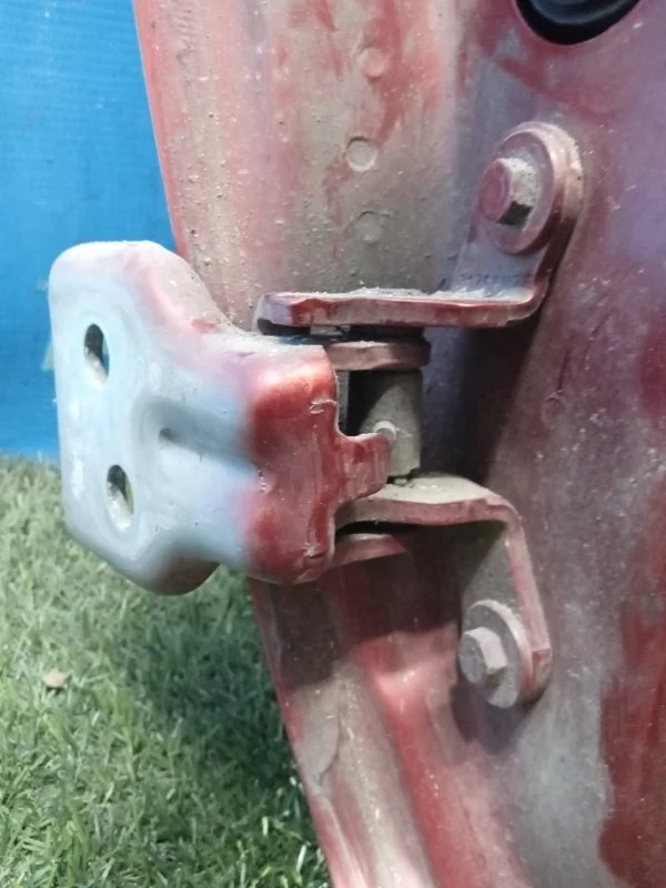 Петля двери передняя правая Ford Fusion 2002-2012