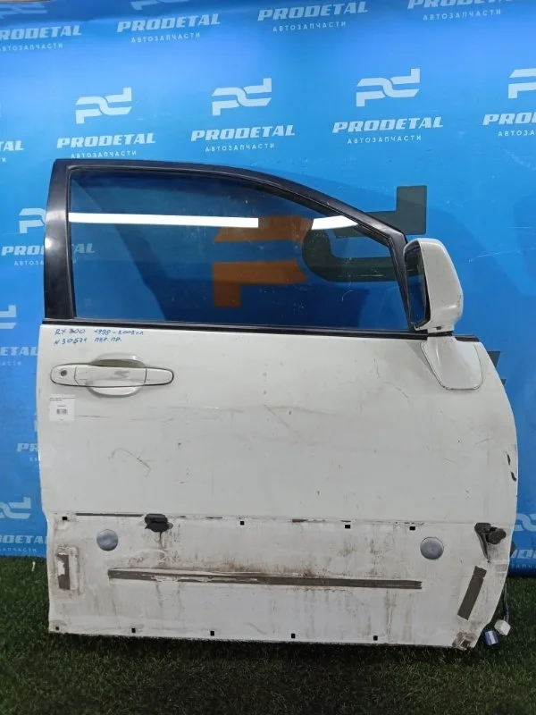 Дверь передняя правая Lexus RX300 1998-2003