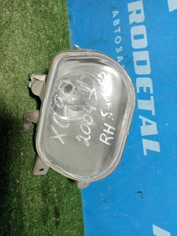 Фара противотуманная передняя правая Volvo XC90