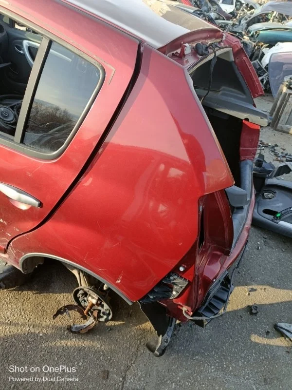 Крыло заднее левое Renault Sandero