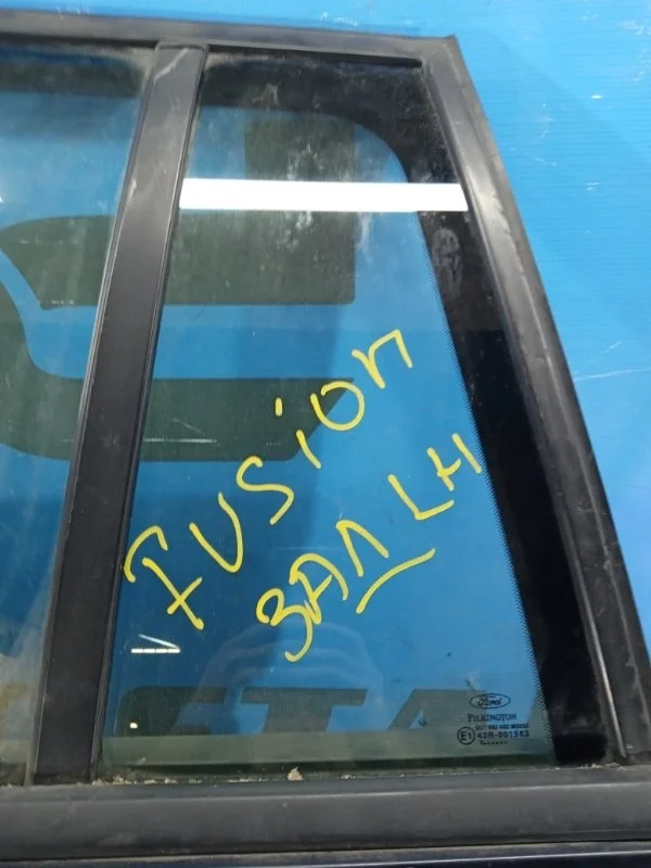 Форточка двери задняя левая Ford Fusion 1.4 ASDB