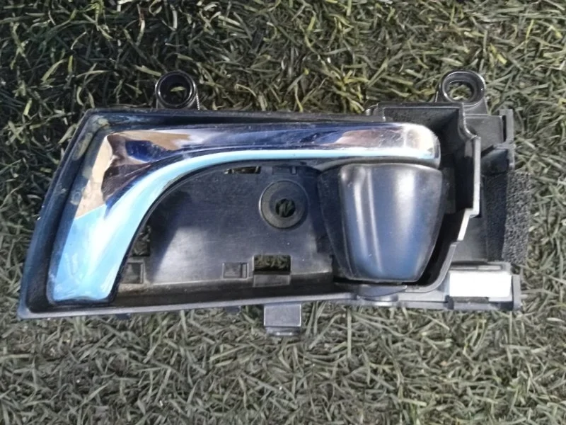 Ручка двери внутренняя передняя левая Subaru