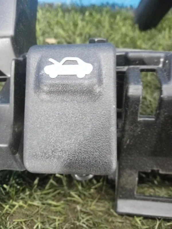 Ручка открывания капота Kia Rio СЕДАН G4FC