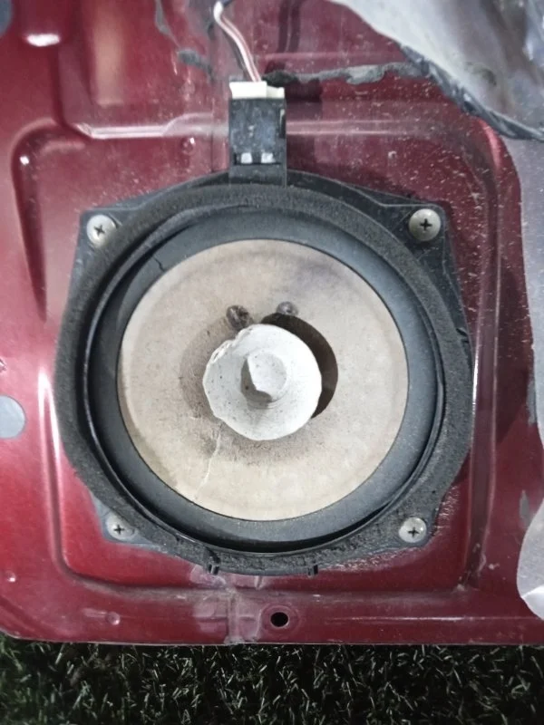 Динамик передний правый Mitsubishi Galant 4G69