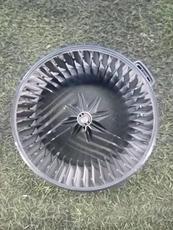 Моторчик отопителя Kia Rio СЕДАН G4FC 2011-2017