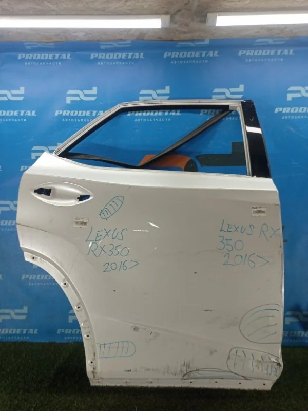 Дверь задняя правая Lexus RX350 2016>