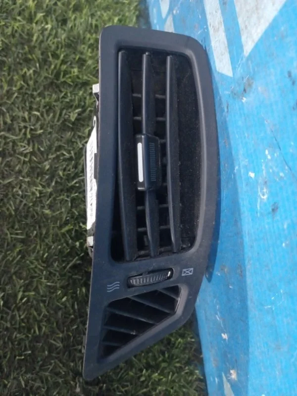 Дефлектор воздушный Kia Ceed 2007-2012