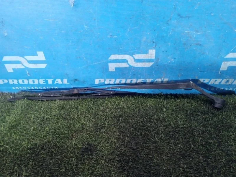 Поводок стеклоочистителя передний левый Ssang Yong