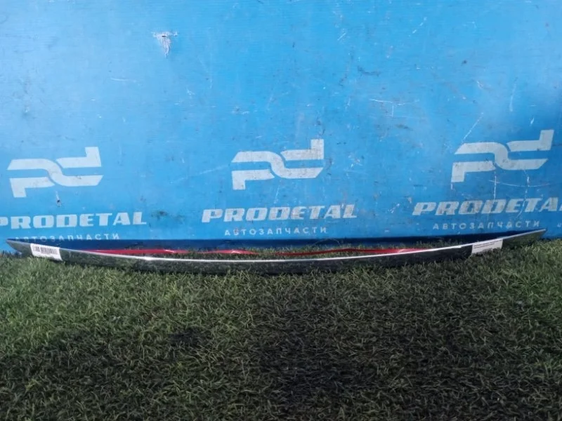 Накладка крышки багажника Volkswagen Passat B7 1.4