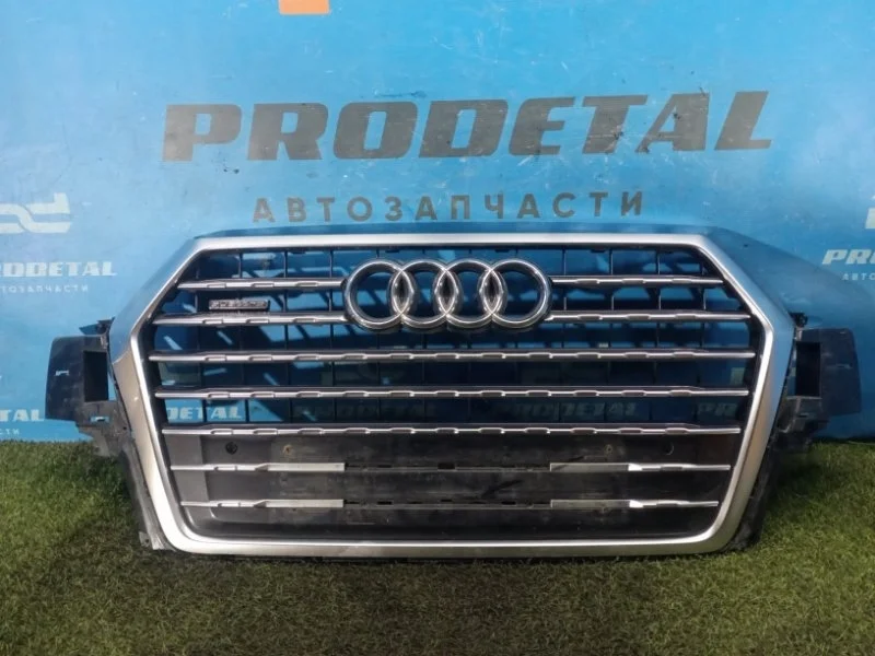 Решетка радиатора Audi Q7 4M 2015>