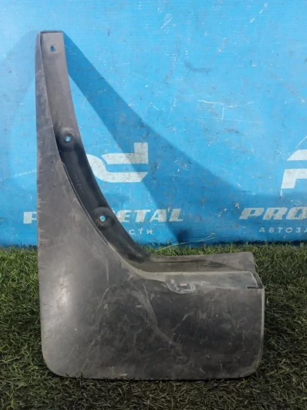 Брызговик задний левый Toyota RAV4 КРОССОВЕР