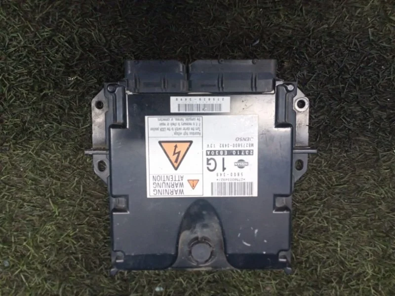 Блок управления двигателем Nissan Pathfinder R51