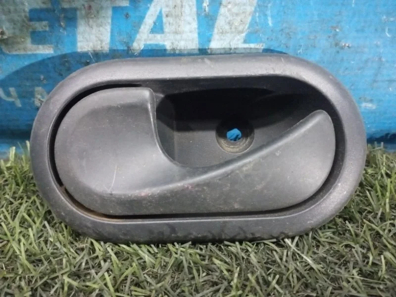 Ручка двери внутренняя левая Renault Sandero