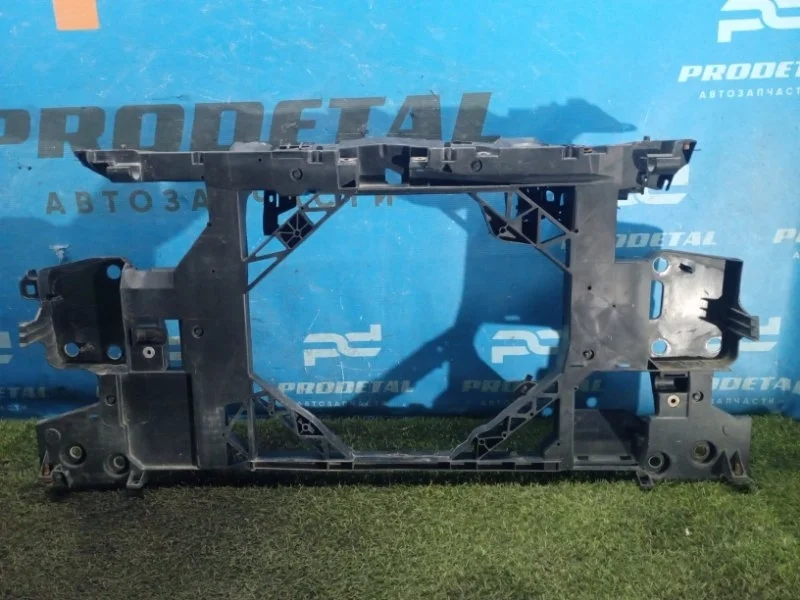 Панель передний Renault Megane 3 2009&gt;