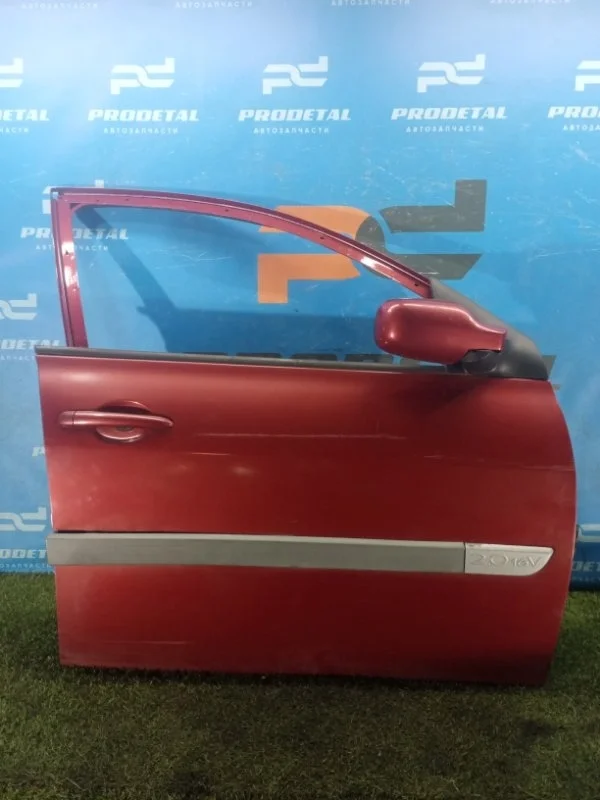 Дверь передняя правая Renault Megane 2 ХЕЧБЕК 1.5