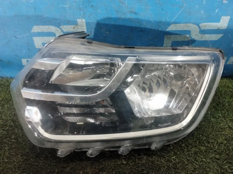 Фара передняя левая Renault Duster