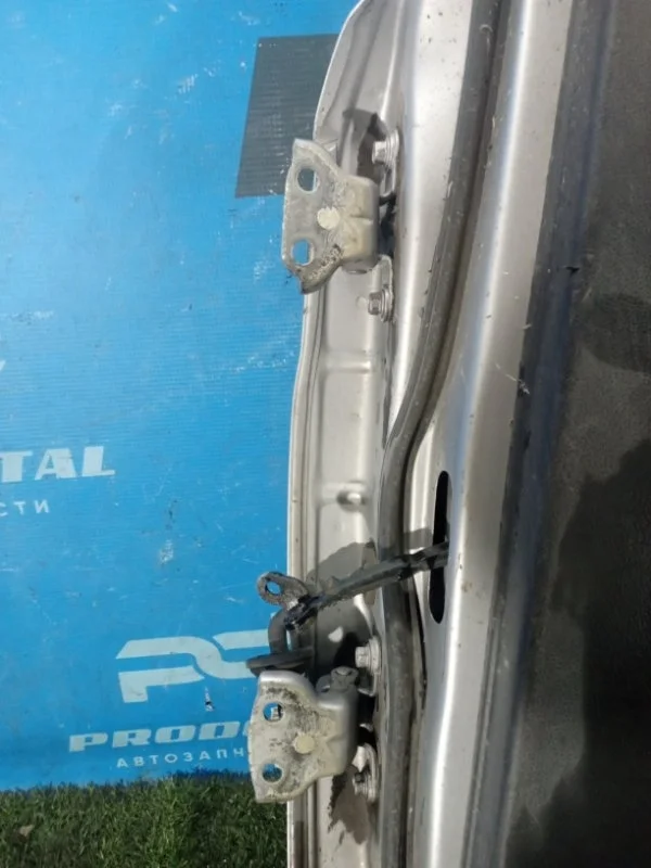 Петля двери задняя правая Chevrolet Aveo T250