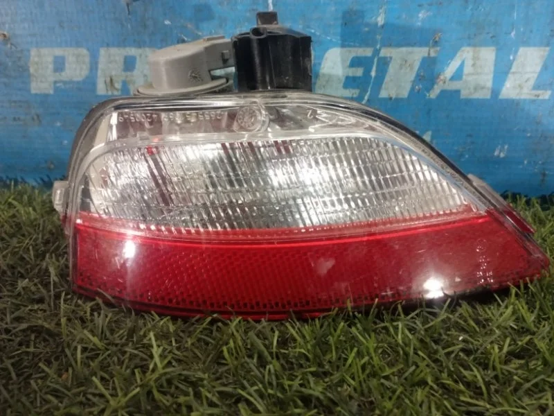 Фонарь в бампер задний правый Renault Duster