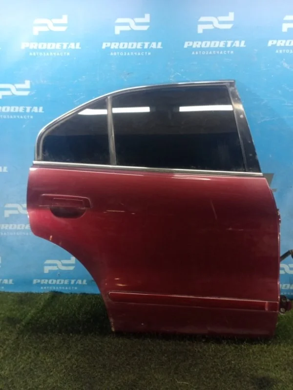 Дверь задняя правая Mitsubishi Galant 4G69