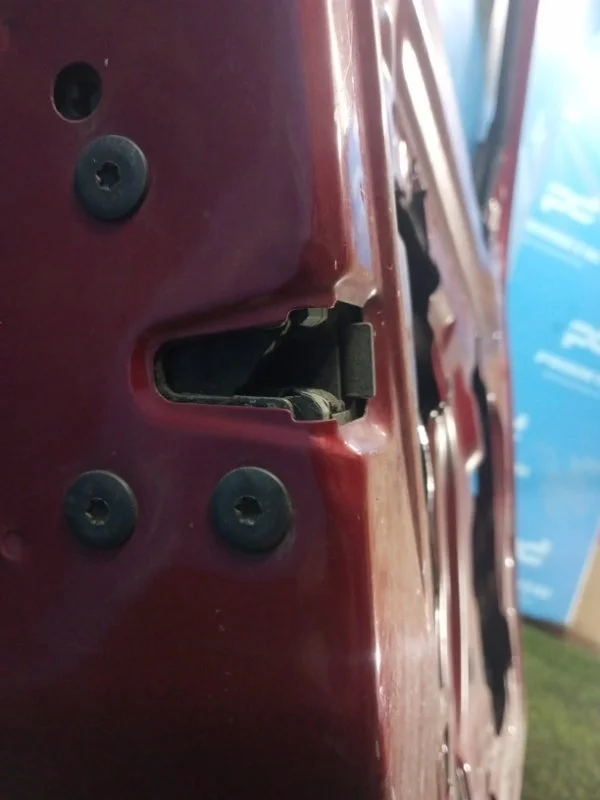 Замок двери передний левый Renault Megane 2 ХЕЧБЕК