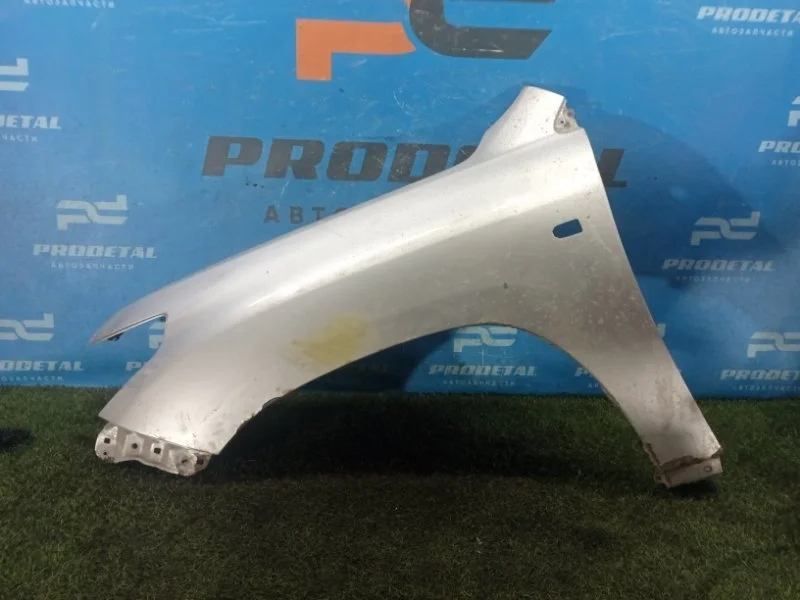Крыло переднее левое Toyota Land Cruiser 200