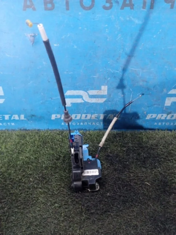 Замок двери задний левый Kia Ceed G4FJ 2012-2018