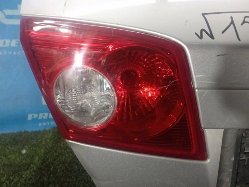 Фонарь внутренний задний левый Chevrolet Lacetti
