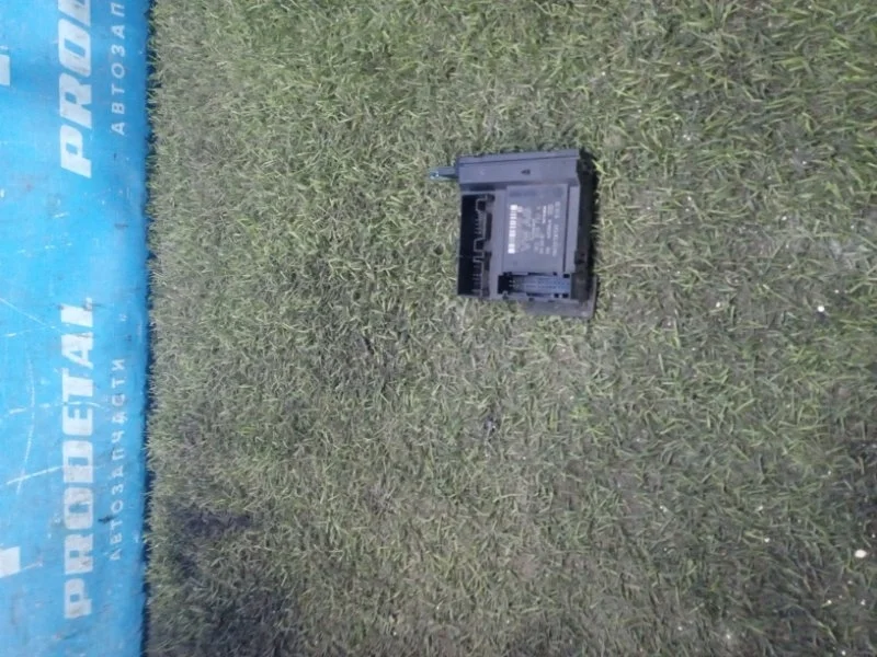 Блок комфорта передний правый Volkswagen Passat B6