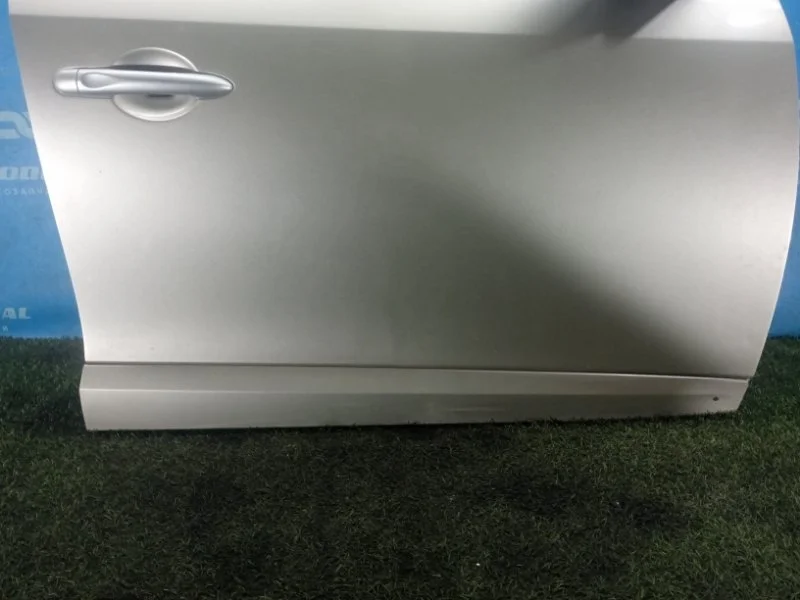 Молдинг двери передний правый Renault Fluence K4M