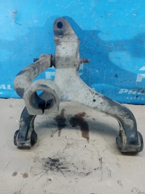 Рычаг передний левый Ssang Yong Kyron 2005-2015