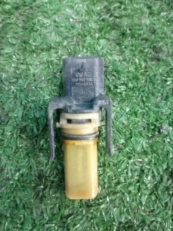 Датчик положения дроссельной заслонки Volkswagen