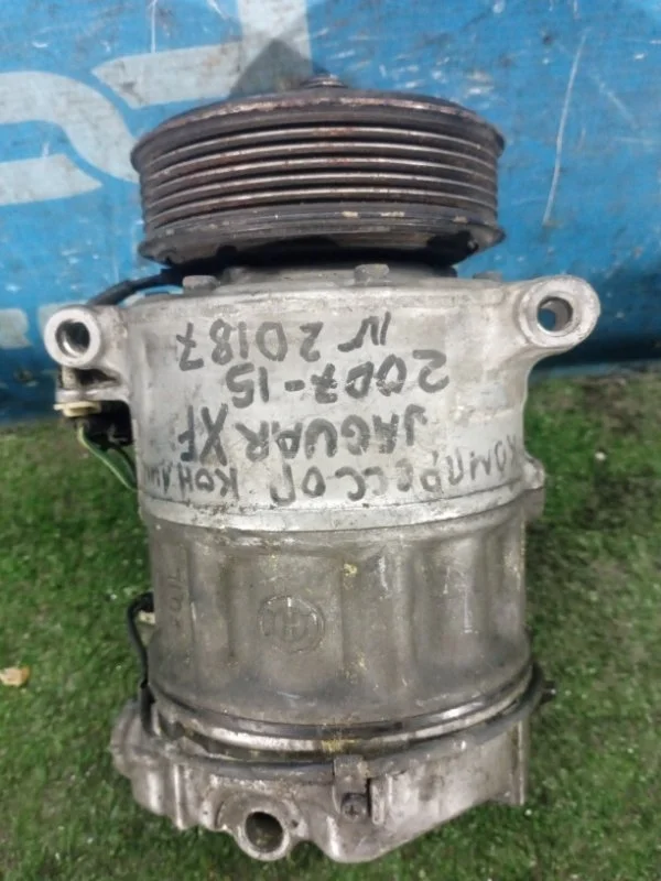 Компрессор кондиционера Land Rover Discovery 4