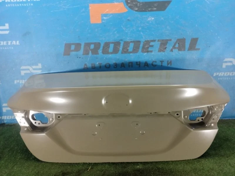 Крышка багажника Toyota Camry V70 2017>