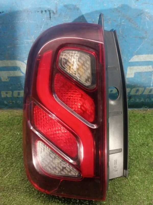 Фонарь задний левый Renault Duster КРОССОВЕР