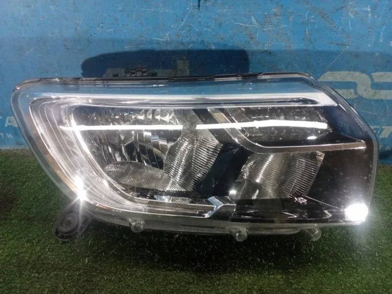 Фара передняя правая Renault Logan 2 СЕДАН