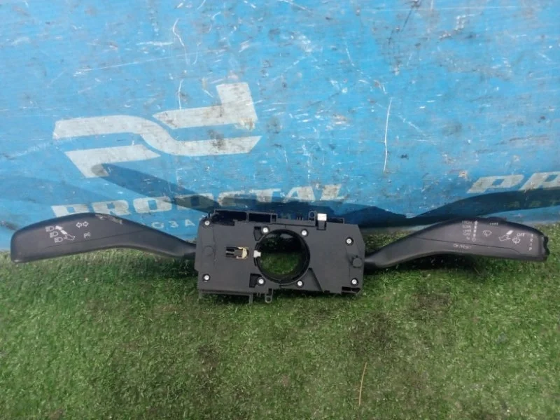 Переключатель подрулевой Volkswagen Polo SEDRUS