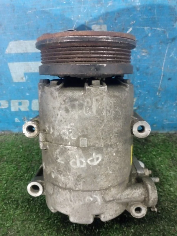 Компрессор кондиционера Ford Focus 3 2011-2019